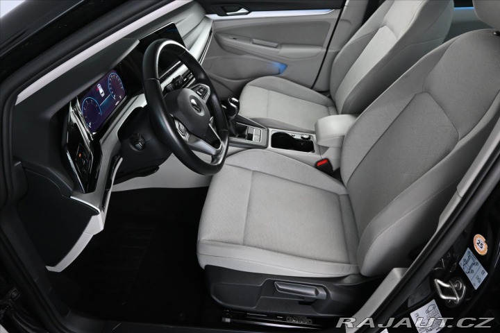 Volkswagen Golf 2,0 TDI 110 kW *LIFE* Zár 2021