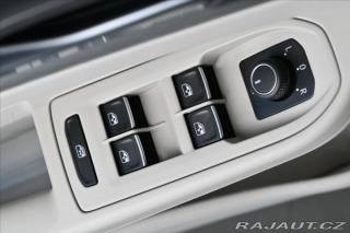 Volkswagen Golf 2,0 TDI 110 kW *LIFE* Zár 2021