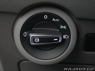 Volkswagen Transporter 2,0 TDI DSG Bulli LONG 9- 2024