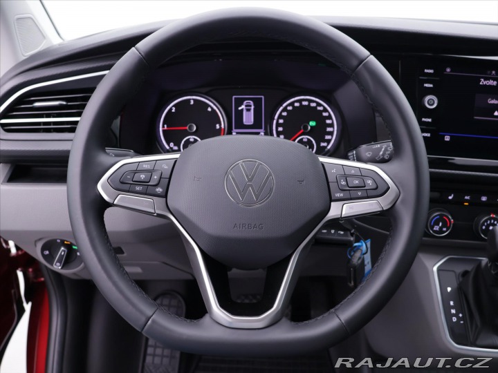 Volkswagen Transporter 2,0 TDI DSG DR 8-Míst Bul 2024