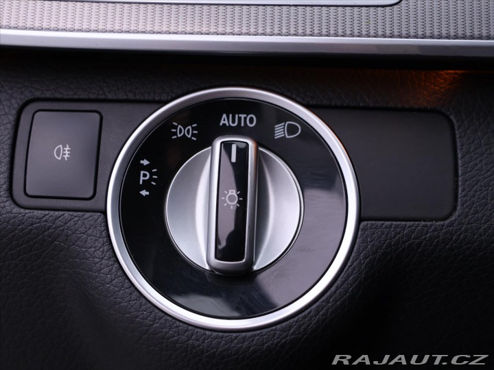 Mercedes-Benz E 2,1 220 CDI Aut. Kůže Nav 2013