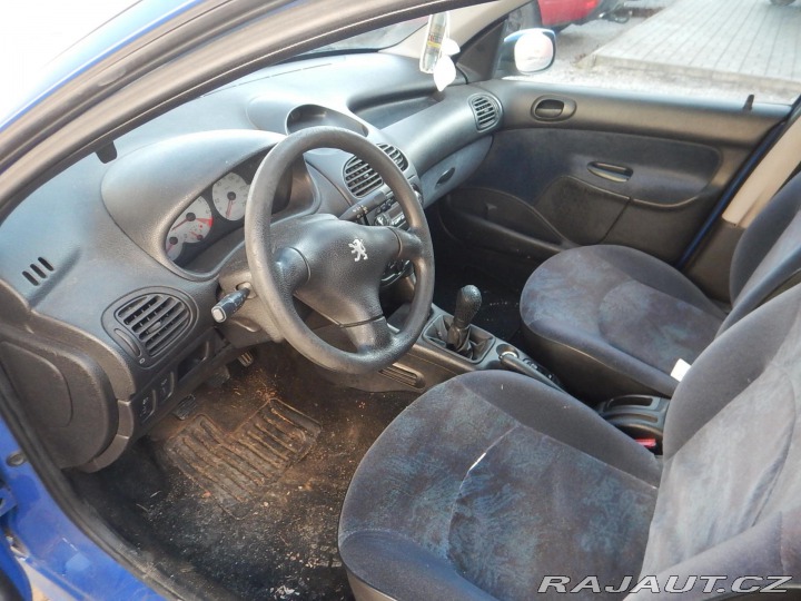 Peugeot 206 1.4 I 55 KW 2000