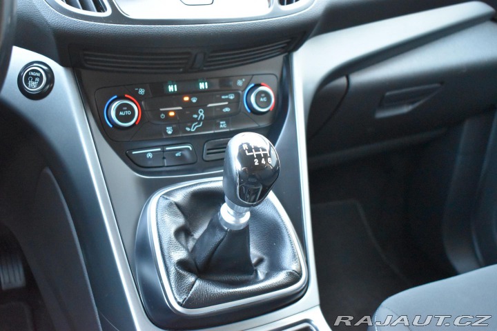 Ford Kuga 1.5 TDCi 88kW *KAMERA*NAV 2019