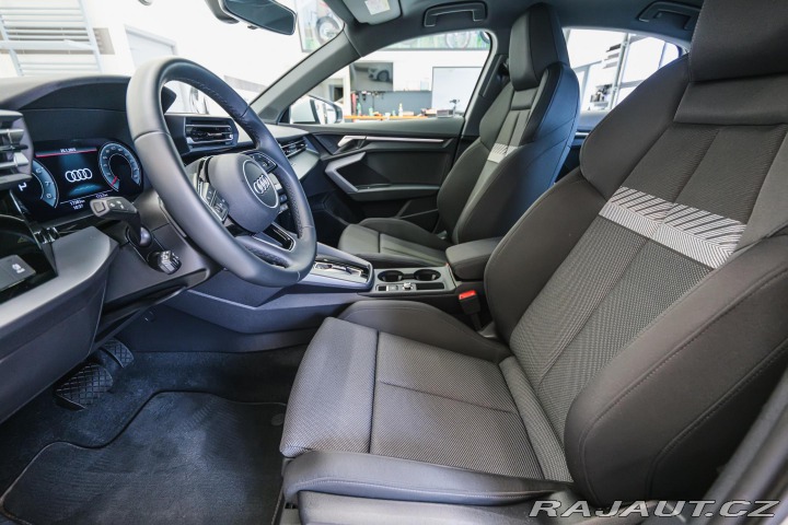 Audi A3 S line 35 TFSI 110kW 2024