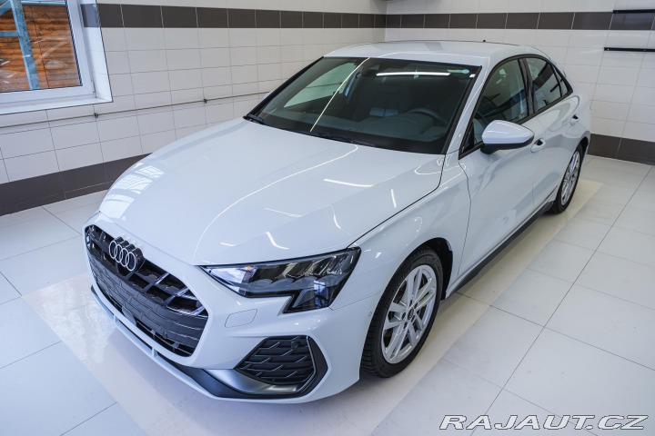 Audi A3 S line 35 TFSI 110kW 2024