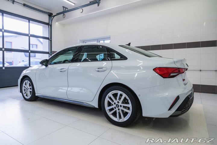 Audi A3 S line 35 TFSI 110kW 2024