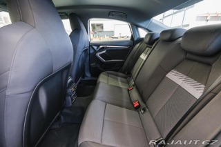 Audi A3 S line 35 TFSI 110kW 2024