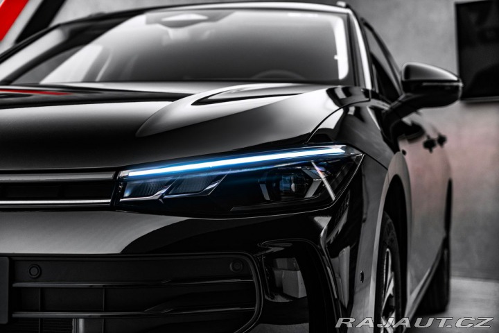 Volkswagen Passat 2025