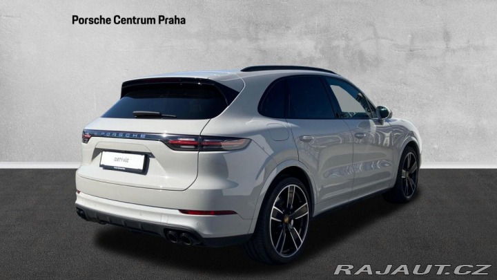 Porsche Cayenne Turbo 2022