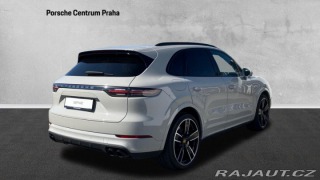 Porsche Cayenne Turbo 2022