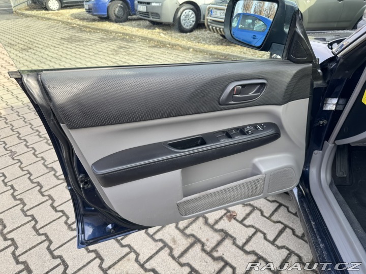 Subaru Forester 4X4 2,0i 116 KW STK 2005