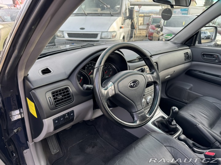 Subaru Forester 4X4 2,0i 116 KW STK 2005