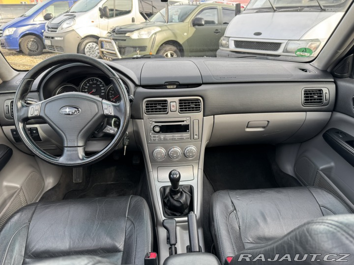 Subaru Forester 4X4 2,0i 116 KW STK 2005