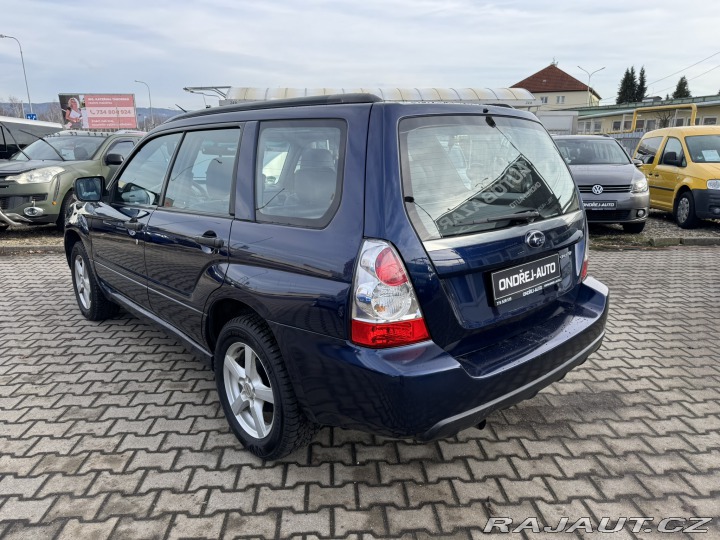 Subaru Forester 4X4 2,0i 116 KW STK 2005