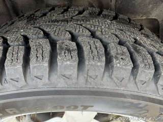 Subaru Forester 4X4 2,0i 116 KW STK 2005