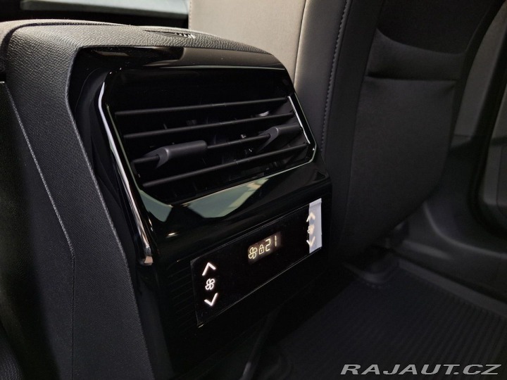 Peugeot 5008 ALLURE Hybrid 136 e-DCS6 2025