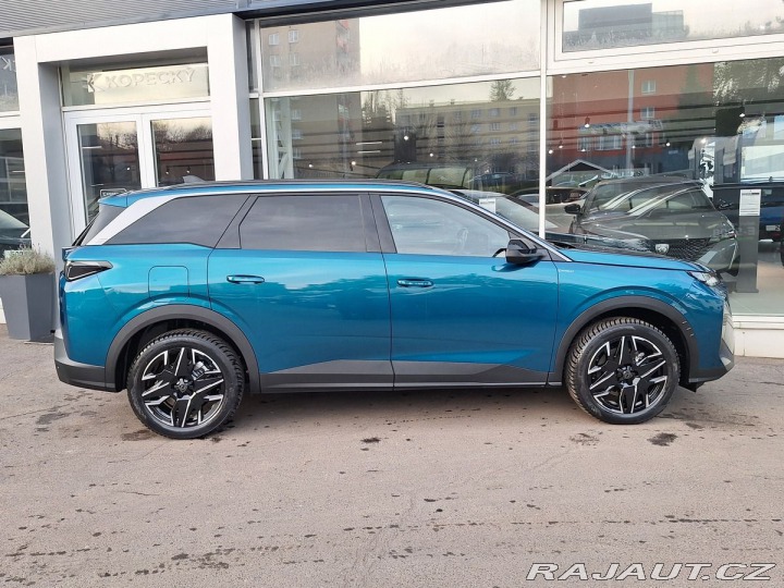 Peugeot 5008 ALLURE Hybrid 136 e-DCS6 2025