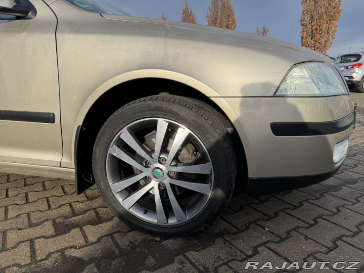 Škoda Octavia 1,6 MPI 75 KW KAR KM 2005