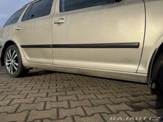 Škoda Octavia 1,6 MPI 75 KW KAR KM 2005