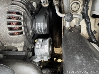 Škoda Octavia 1,6 MPI 75 KW KAR KM 2005