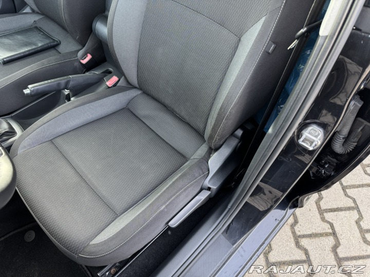 Škoda Rapid 1,6 TDI 66 KW STK KM SK 2014