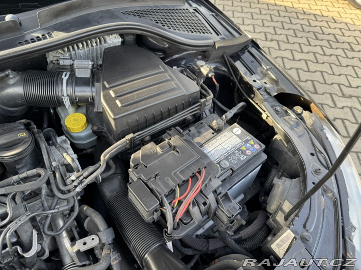 Škoda Rapid 1,6 TDI 66 KW STK KM SK 2014