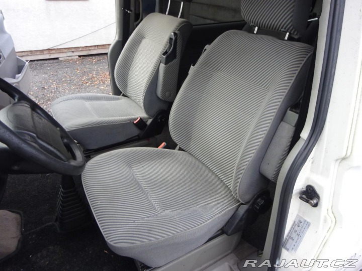 Volkswagen Caravelle 2.5TDI 75kW 1997