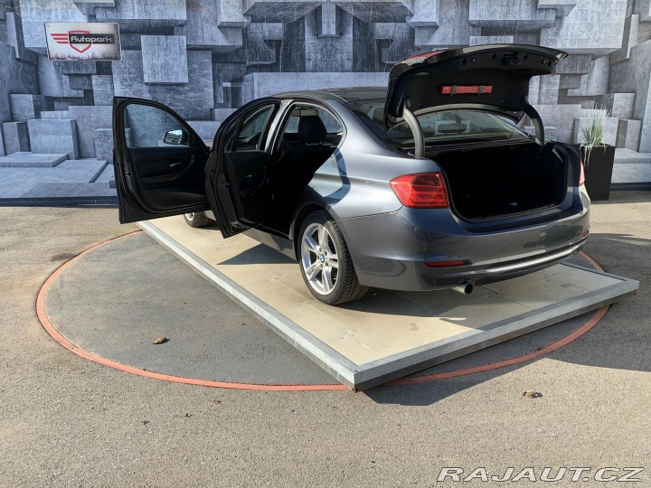 BMW 3 320XD,135KW,TAŽNÉ, AMB.OS 2014