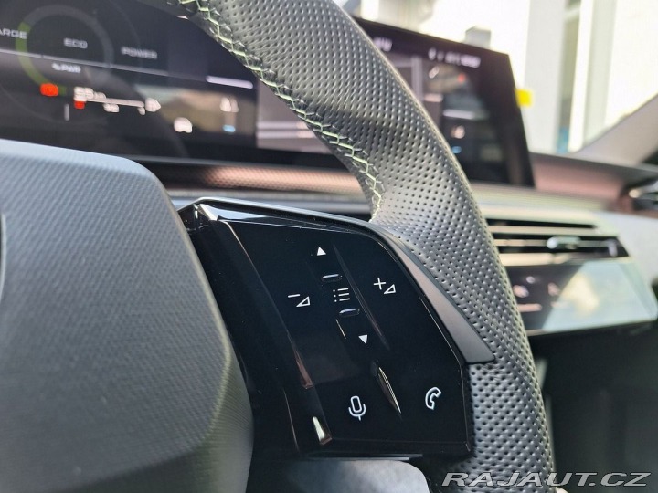 Peugeot 3008 GT Hybrid 136 e-DCS6 2025