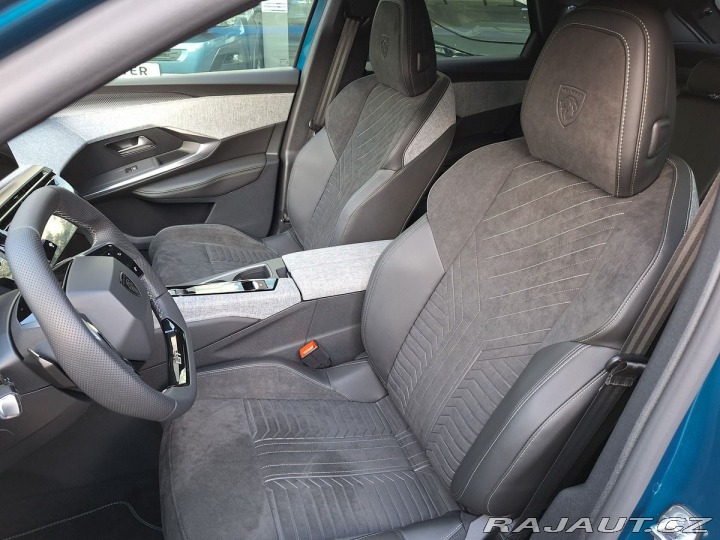Peugeot 3008 GT Hybrid 136 e-DCS6 2025