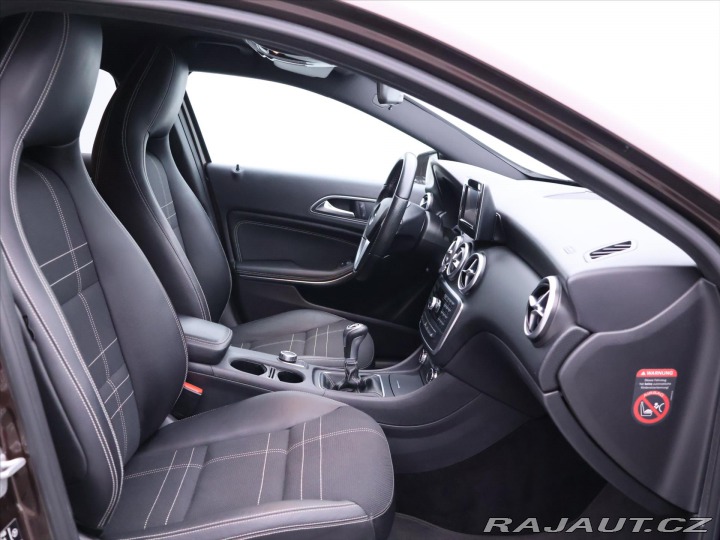 Mercedes-Benz A 1,6 180 Sport Xenon 1.Maj 2014