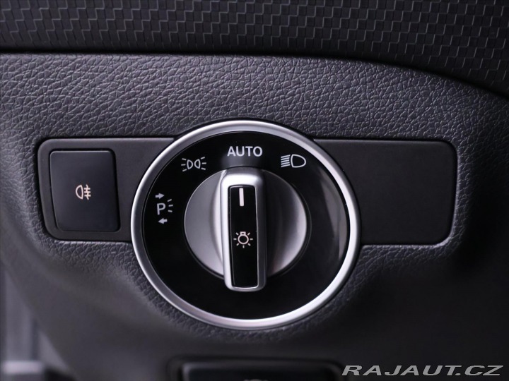 Mercedes-Benz A 1,6 180 Sport Xenon 1.Maj 2014