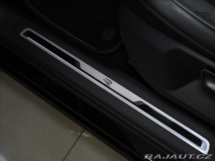 Volkswagen Tiguan Allspace 2,0 TDi 147kW 4x4 R-Line 2022