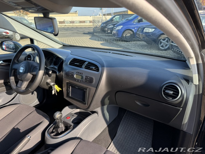 Seat Leon 2,0 TDI 103 KW SPOJ/ROZ 2008