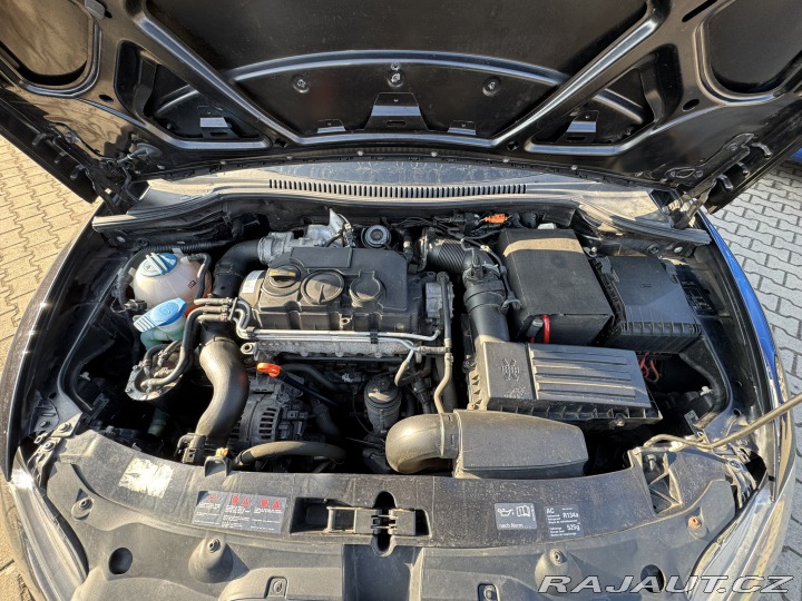 Seat Leon 2,0 TDI 103 KW SPOJ/ROZ 2008