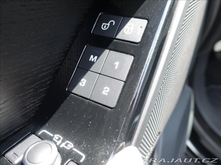 Land Rover Range Rover Velar 2,0 P250, S, ČR, el.tažné 2019