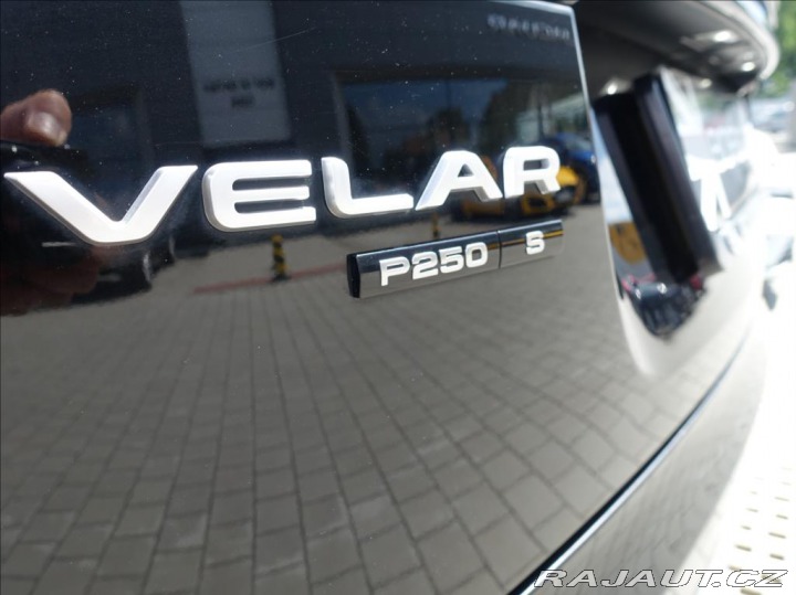 Land Rover Range Rover Velar 2,0 P250, S, ČR, el.tažné 2019