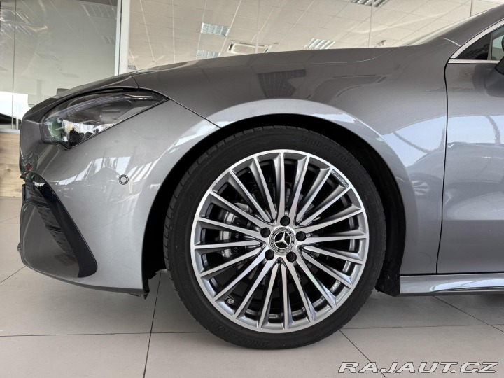 Mercedes-Benz CLA 180 AMG*MbuX*Panorama*Fac 2023