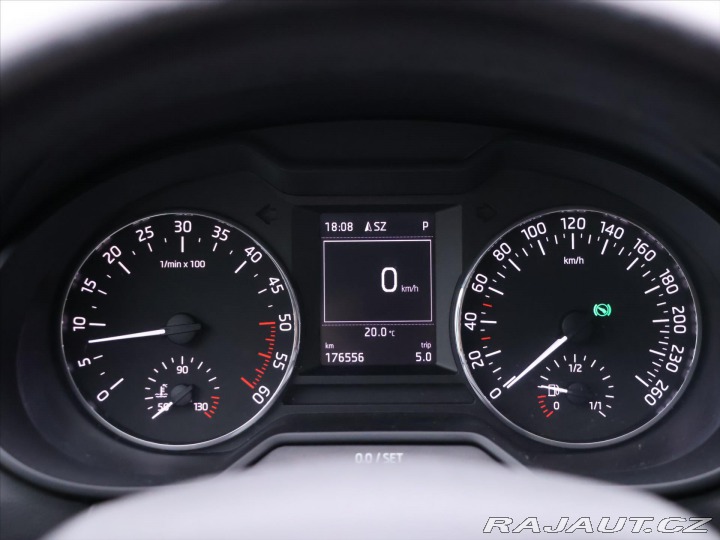 Škoda Octavia 1,6 TDI DSG Elegance Xeno 2014