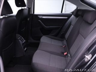 Škoda Octavia 1,6 TDI DSG Elegance Xeno 2014