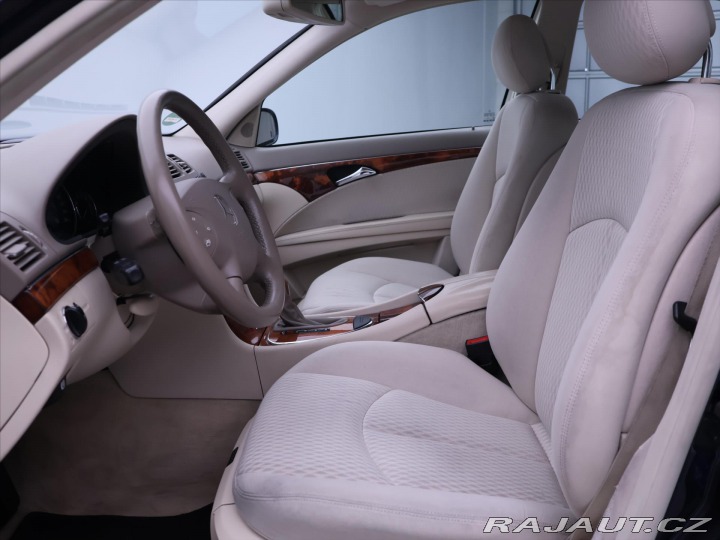 Mercedes-Benz E 2,6 240 Elegance Automat 2004