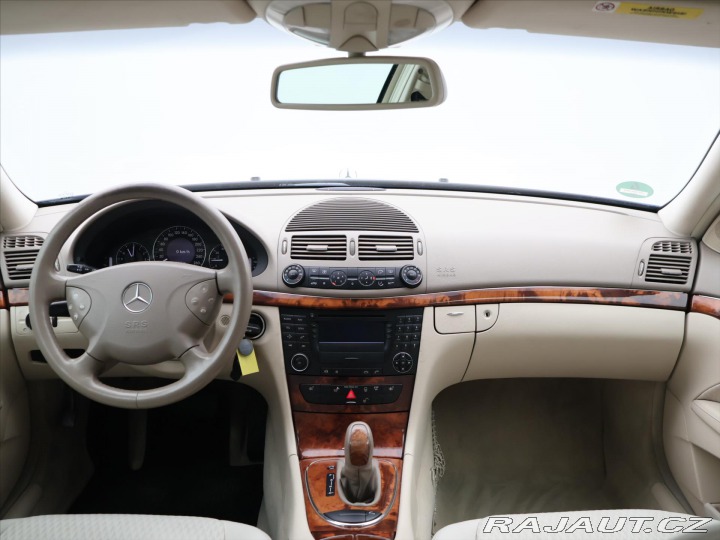 Mercedes-Benz E 2,6 240 Elegance Automat 2004