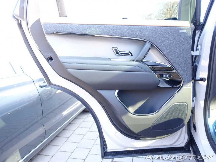 Land Rover Range Rover Sport Dynamic SE D250 2025