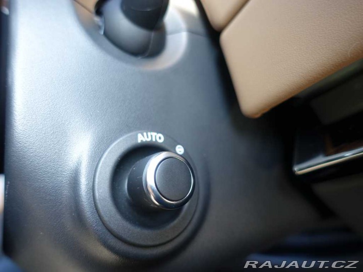 Land Rover Range Rover Sport Dynamic SE D250 2025