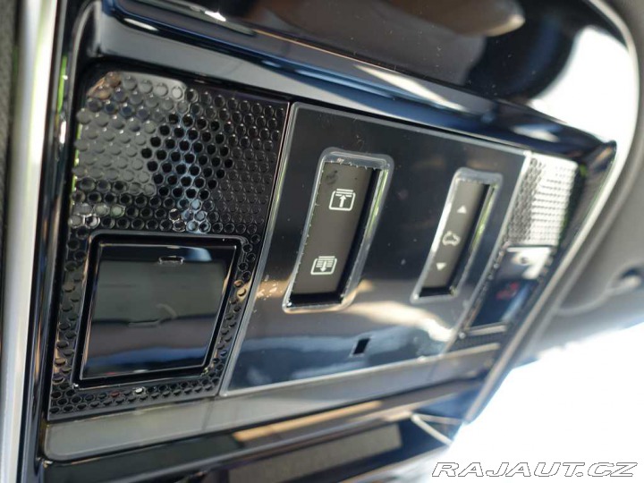 Land Rover Range Rover Sport Dynamic SE D250 2025