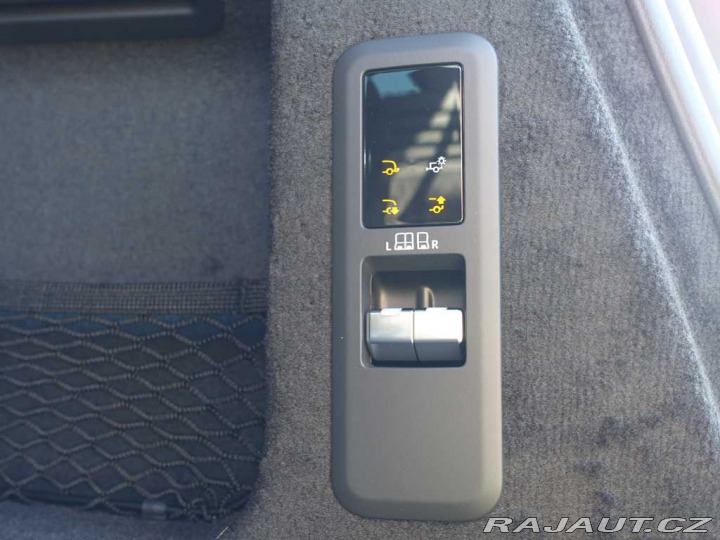 Land Rover Range Rover Sport Dynamic SE D250 2025