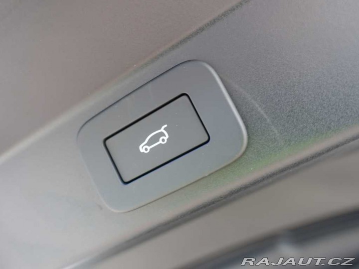 Land Rover Range Rover Sport Dynamic SE D250 2025