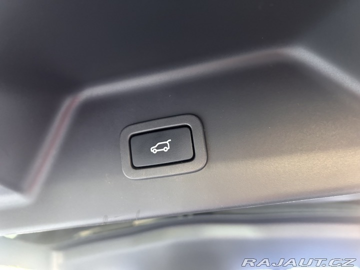 Land Rover Range Rover MY 21,5 VOGUE 3,0l D300 2021