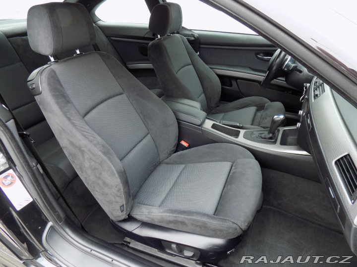 BMW 3 330d/M-sport/Bi-xenon/ 2011