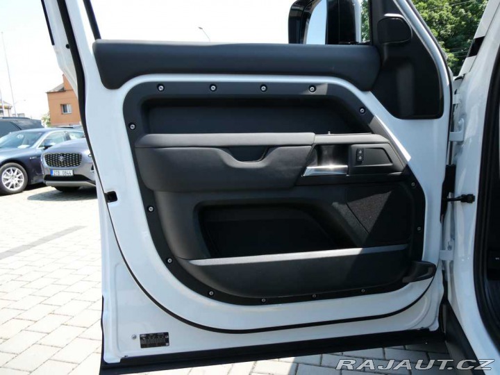 Land Rover Defender 110 3,0 S D200 4x4 automa 2025